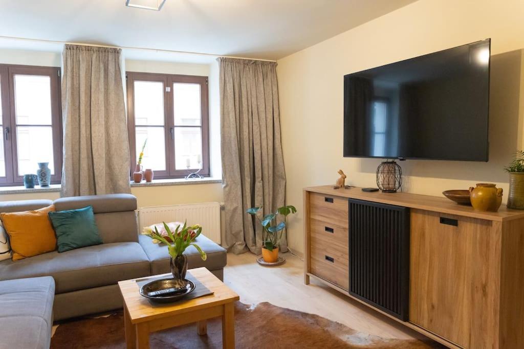 Charming Old Town Arkadenhof Apartment Loebau