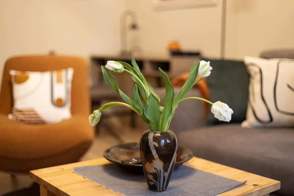 Charming Old Town Arkadenhof Apartment *
