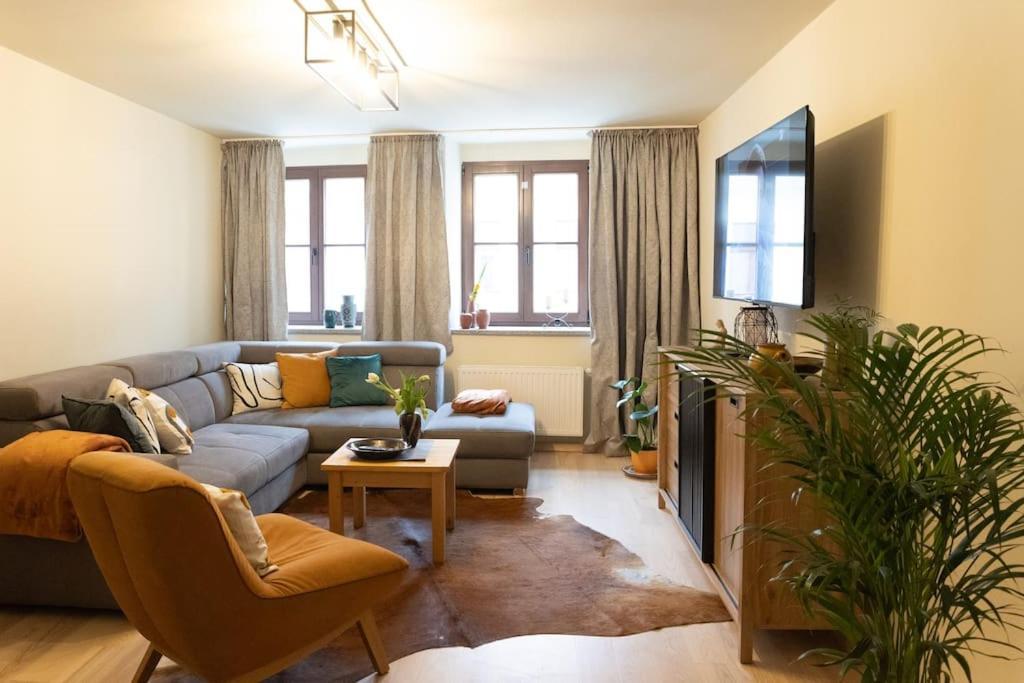 Charming Old Town Arkadenhof Apartment Loebau